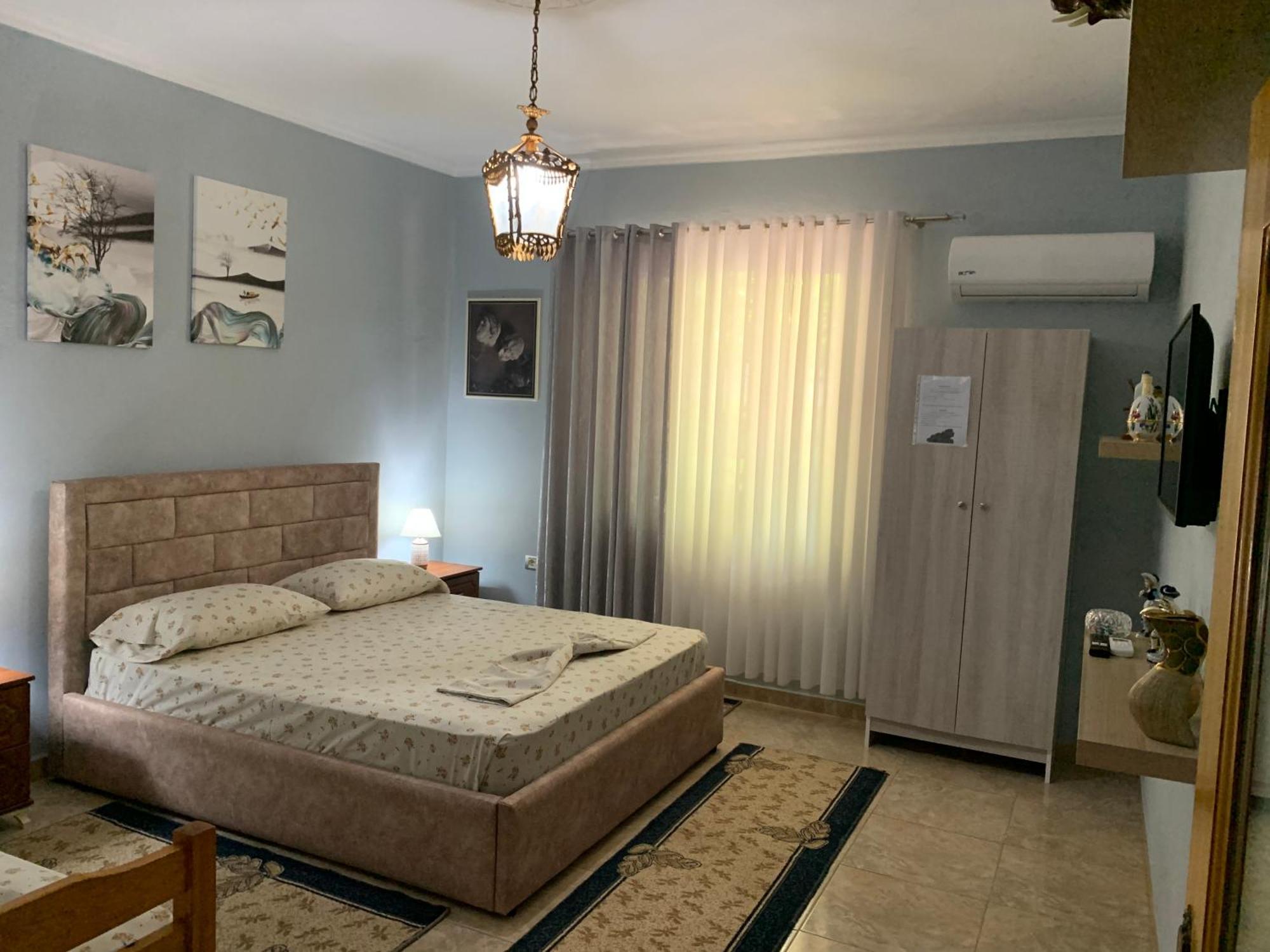 Vila Spaho Корча Екстер'єр фото